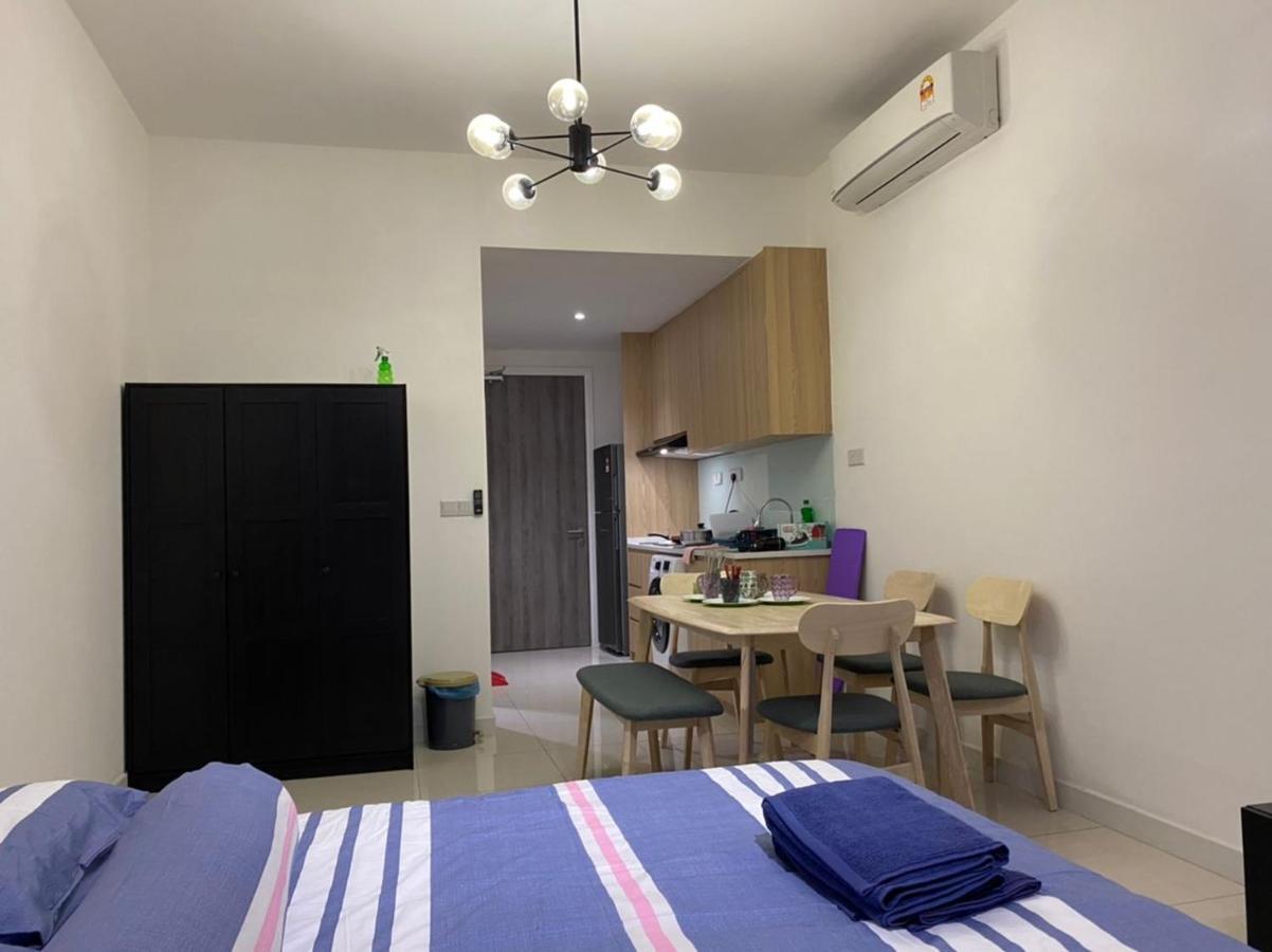 Happy Continew Residence 2 Bedrooms - Trx Kl クアラルンプール エクステリア 写真