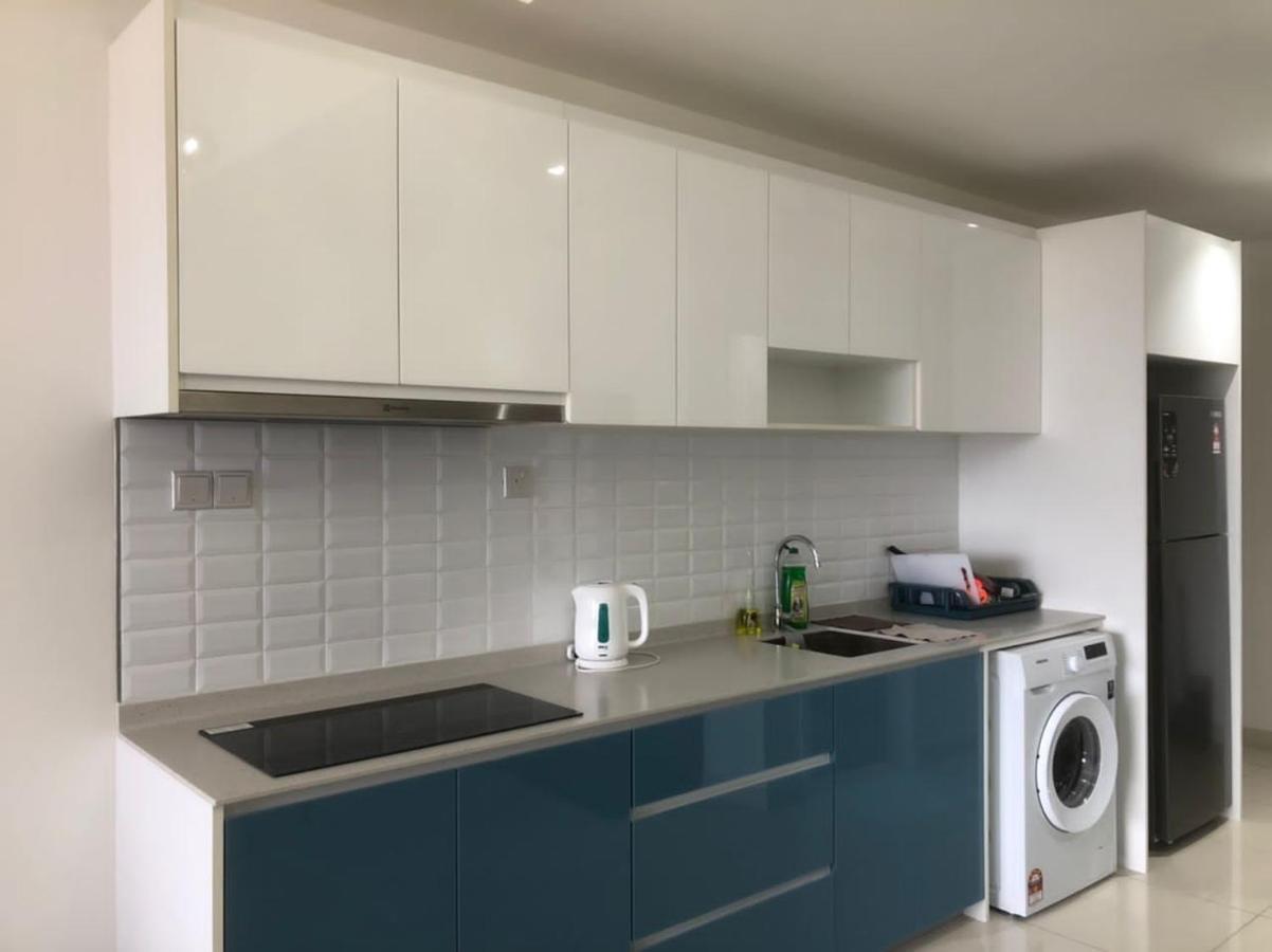 Happy Continew Residence 2 Bedrooms - Trx Kl クアラルンプール エクステリア 写真