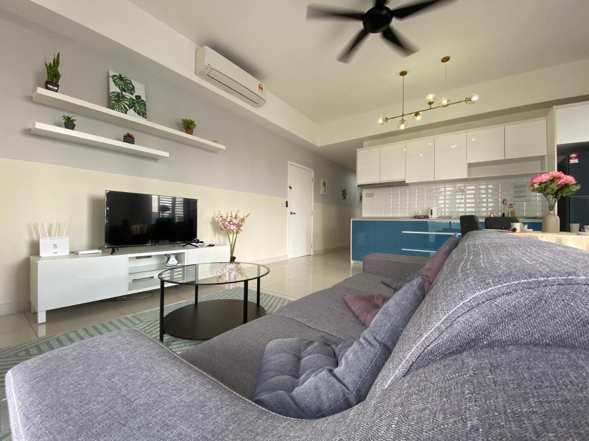 Happy Continew Residence 2 Bedrooms - Trx Kl クアラルンプール エクステリア 写真